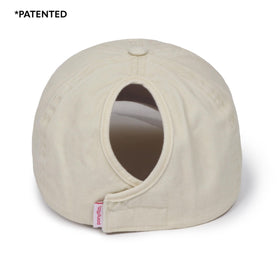PONYFLO Elastafit secure closure demonstrates snag-free, quick on/off.