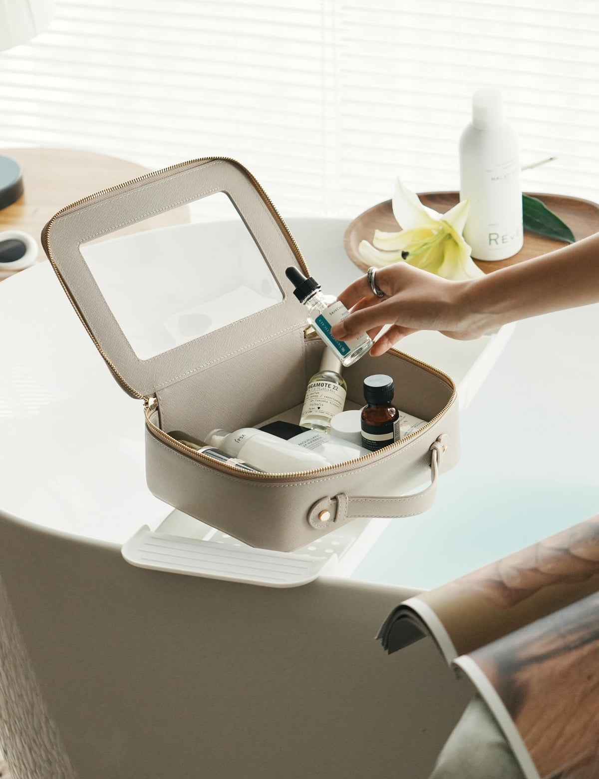 Popvibe Makeup bag organizer usage shows versatile storage for jewelry or tech accessories.