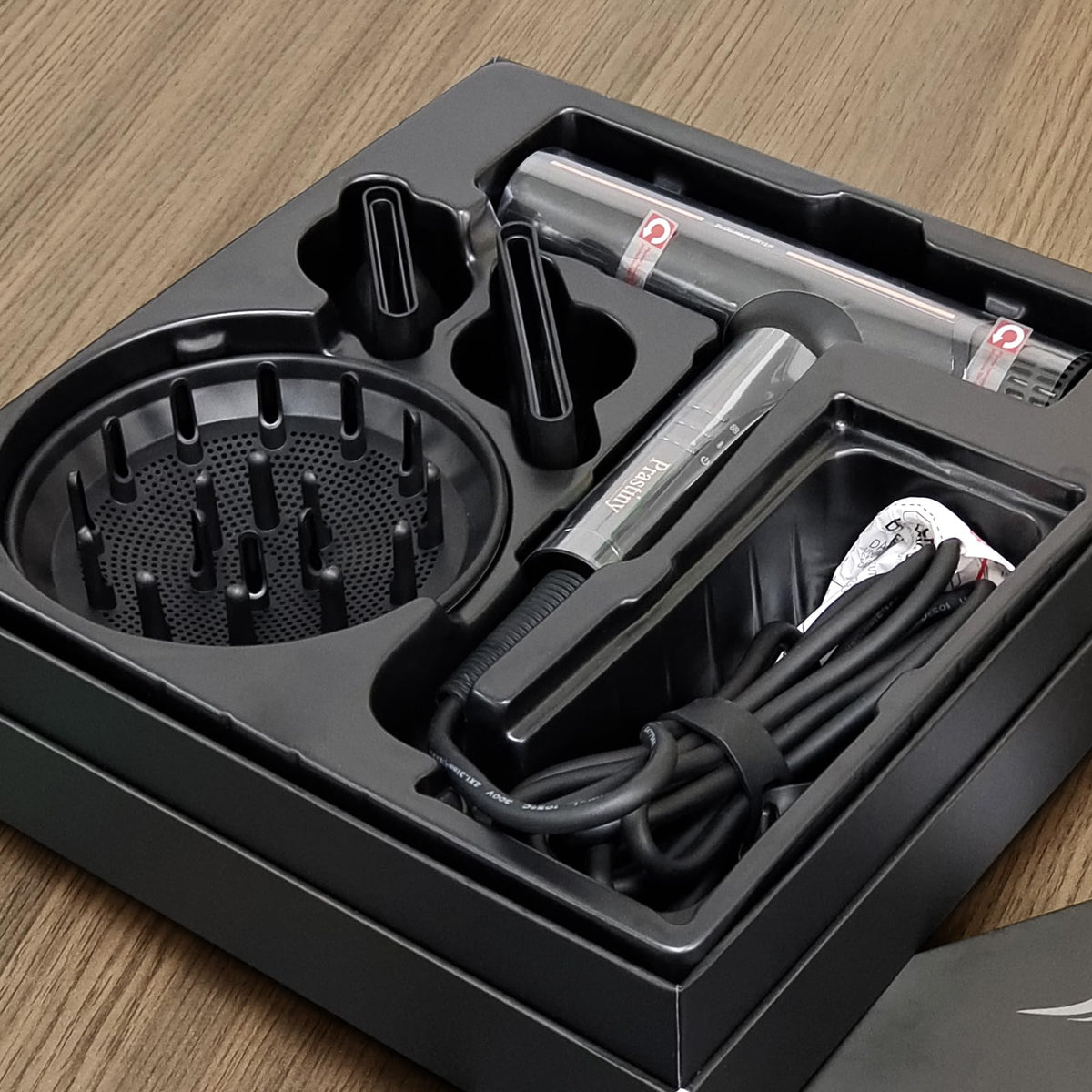 Prastiny hair dryer travel kit ready ensures salon-quality results on the go.