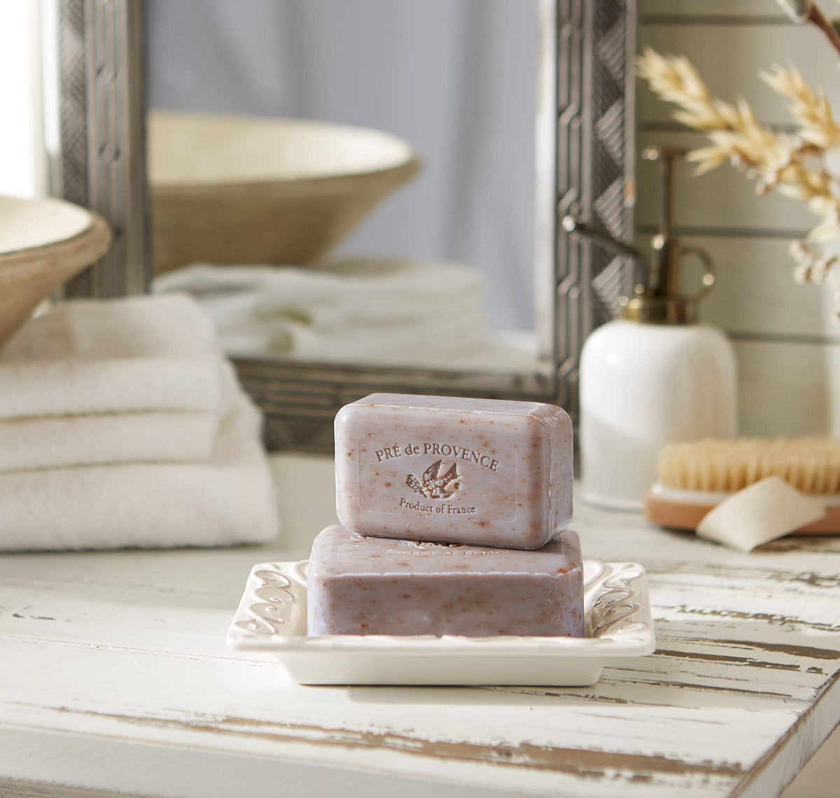 Pre de Provence 5.3 oz bar offers generous use with creamy lather.