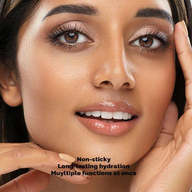 PRETTYSKIN Rice Extract Toner being applied with pad for daily gentle use.