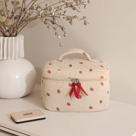 Prite floral gift-ready makeup bag perfect for birthdays or special occasions.