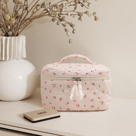 Prite inner compartments makeup organizer keeps items sorted.
