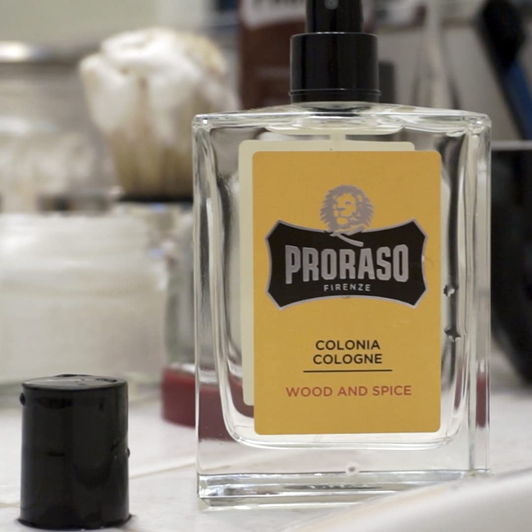 Proraso Wood and Spice cedarwood-sandalwood core for lasting warmth.