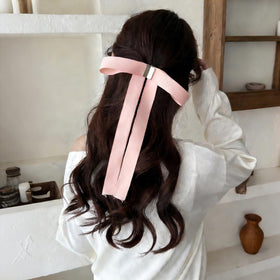 PT.zaowu magnetic clip in-use—travel-friendly design, light and comfortable all day.