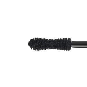 Pupa Milano Vamp Mascara application stroke demonstrates creamy color payoff