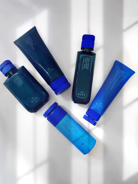 R+Co BLEU blue molecule complex adds shine and elasticity to hair.