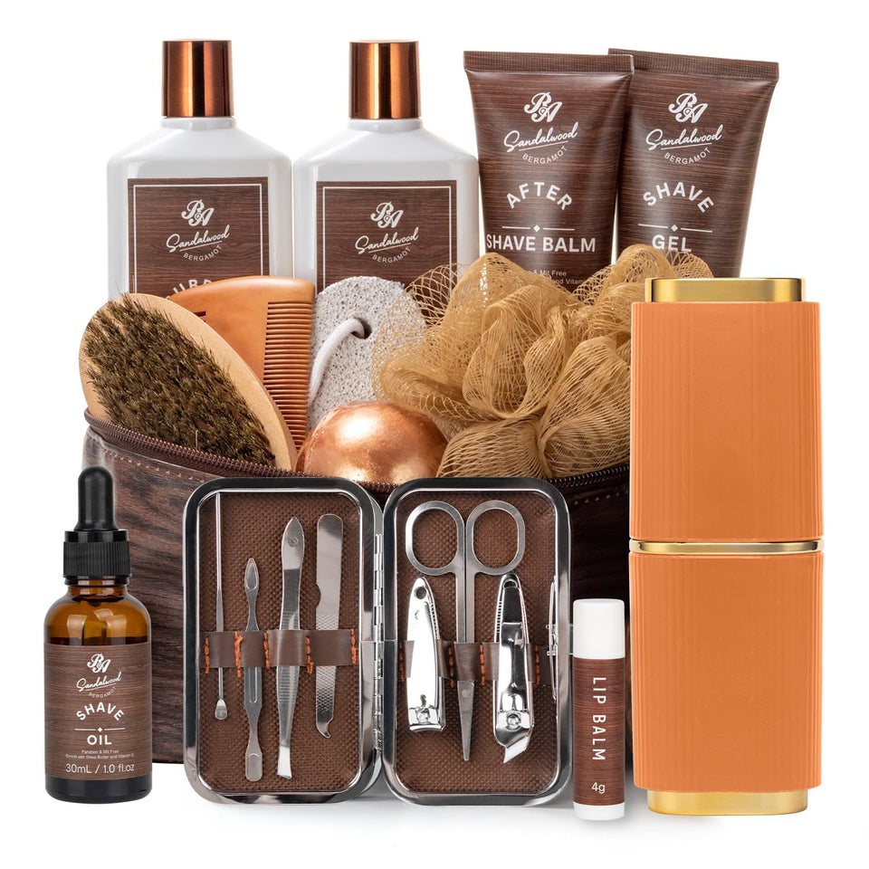 RA ROSA ACCA 21pcs sandalwood bath kit close-up, premium at-home spa experience.