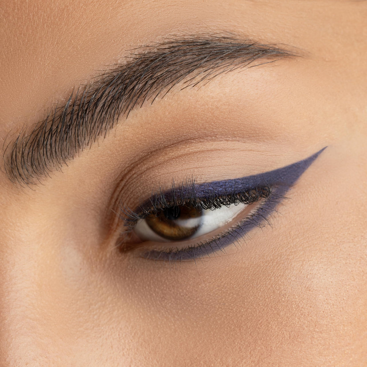 Radiant Hellenica waterproof smudge-proof eyeliner holds color all day.