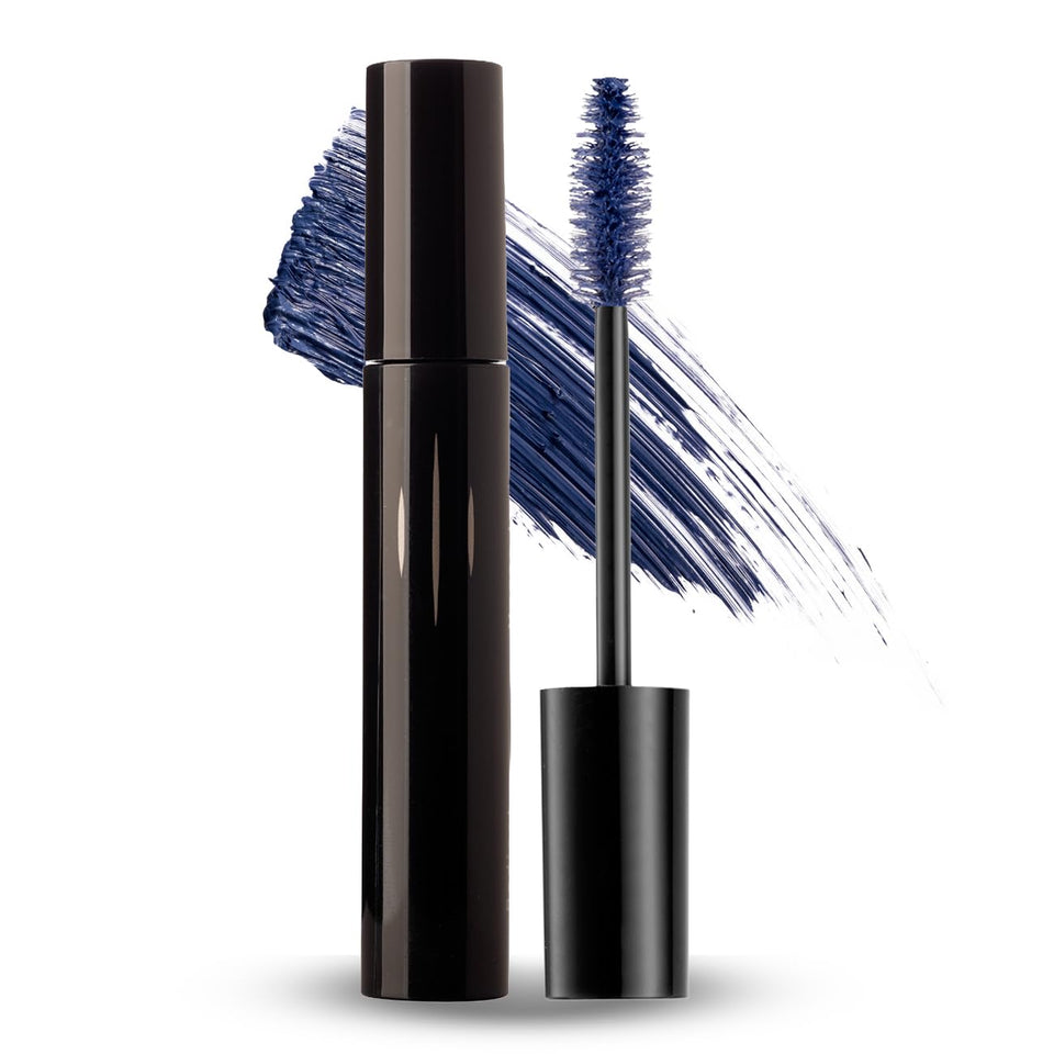 Radiant Professional Lengthening Mascara brush for precise, effortless lash coating.