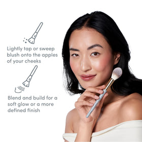 Ravie Beauty brush ergonomic handle design for precise control