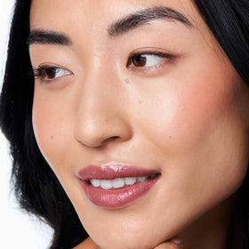 Ravie Beauty Effortless Lips Dahlia worn look in natural light.