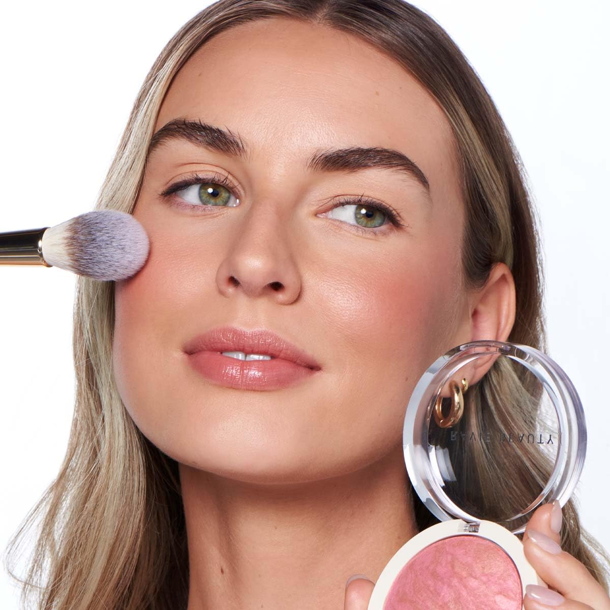 Ravie Beauty Endless Diffusion Baked Blush Paradise Italy hand-baked process closeup