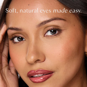 Smudge and blend with Ravie Beauty brush for a soft smoky effect