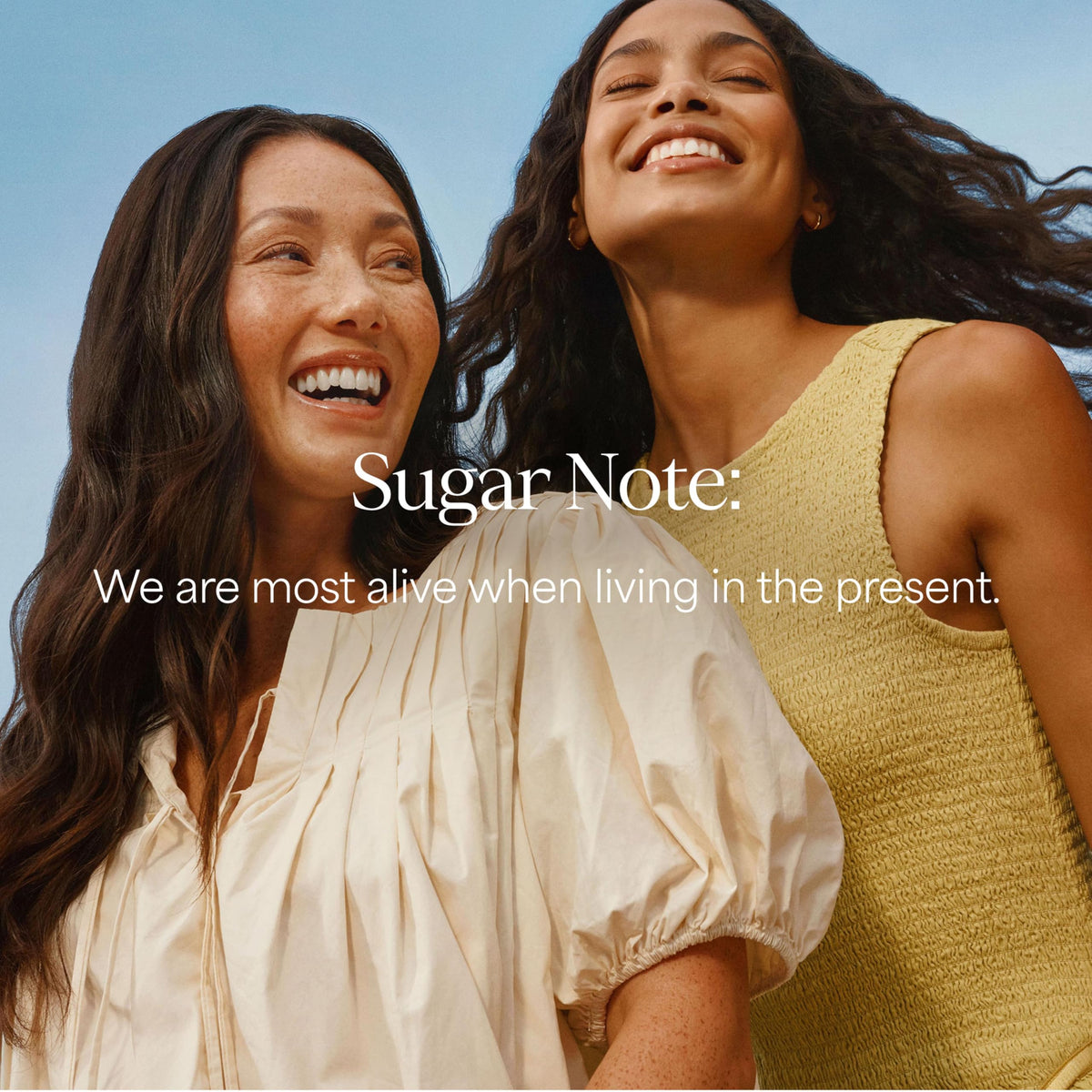 Raw Sugar Volume Revive fragrance feature highlights strawberry and white tea aroma.