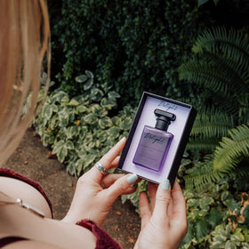 RawChemistry Delight luxury packaging signals premium fragrance experience.