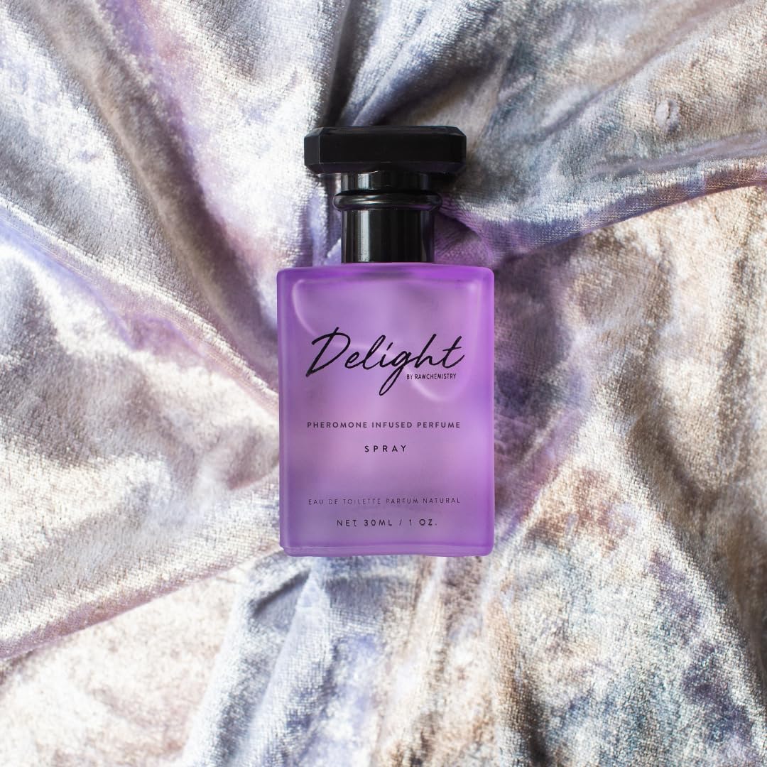 RawChemistry Delight scent notes suited for versatile wear.