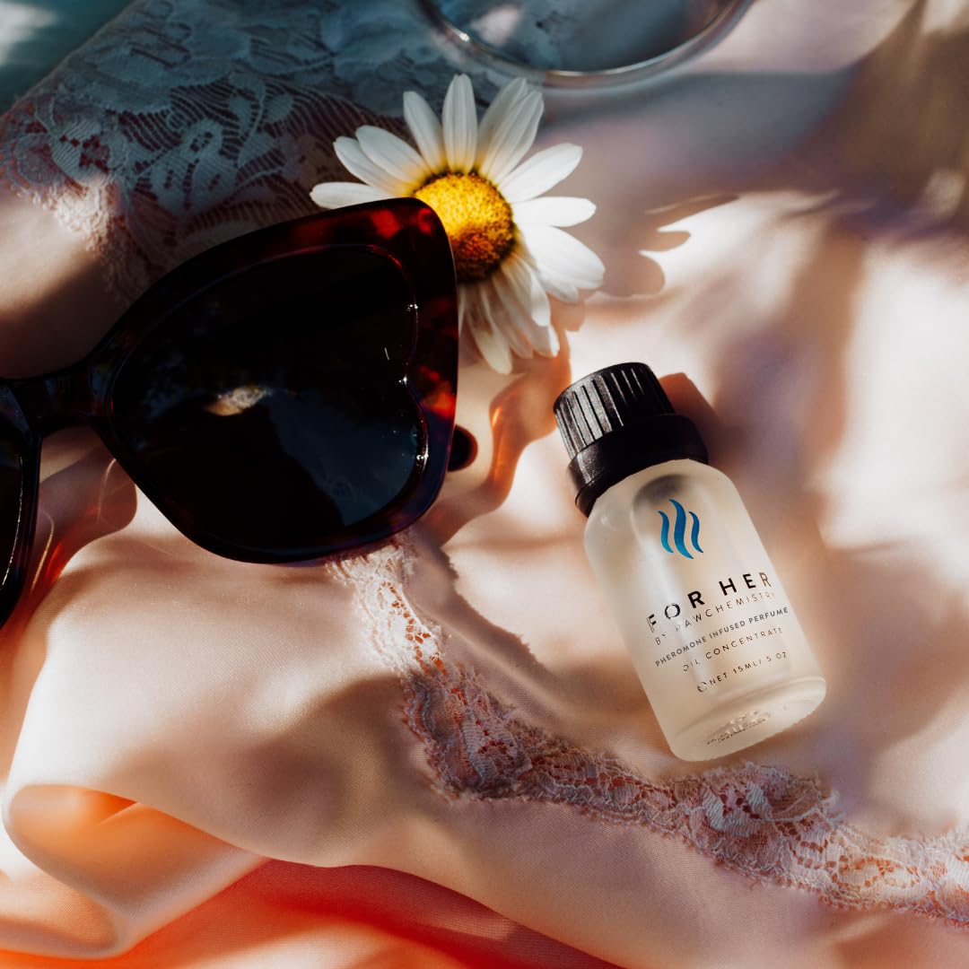 RawChemistry for Her alcohol-free bottle highlights clean, premium fragrance
