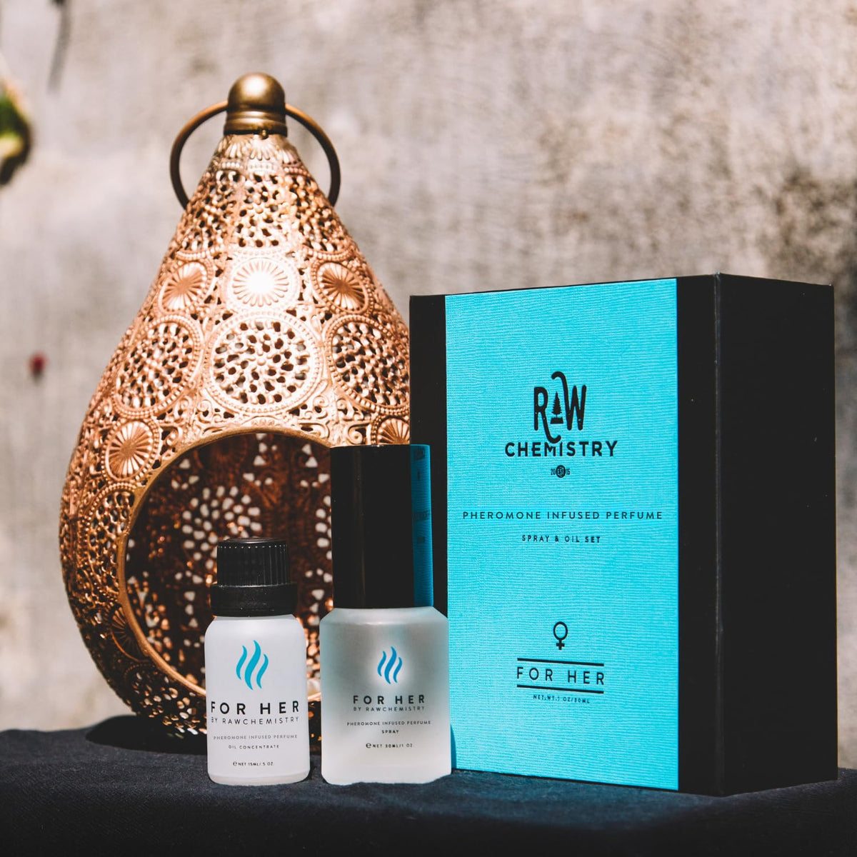 RawChemistry For Her packaging inside view showcases gift-ready presentation