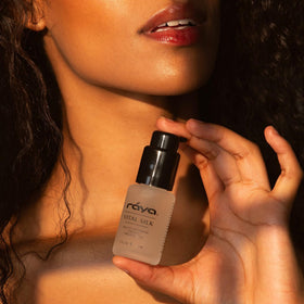 Raya Vital Silk Serum application routine supports a vibrant morning skincare step