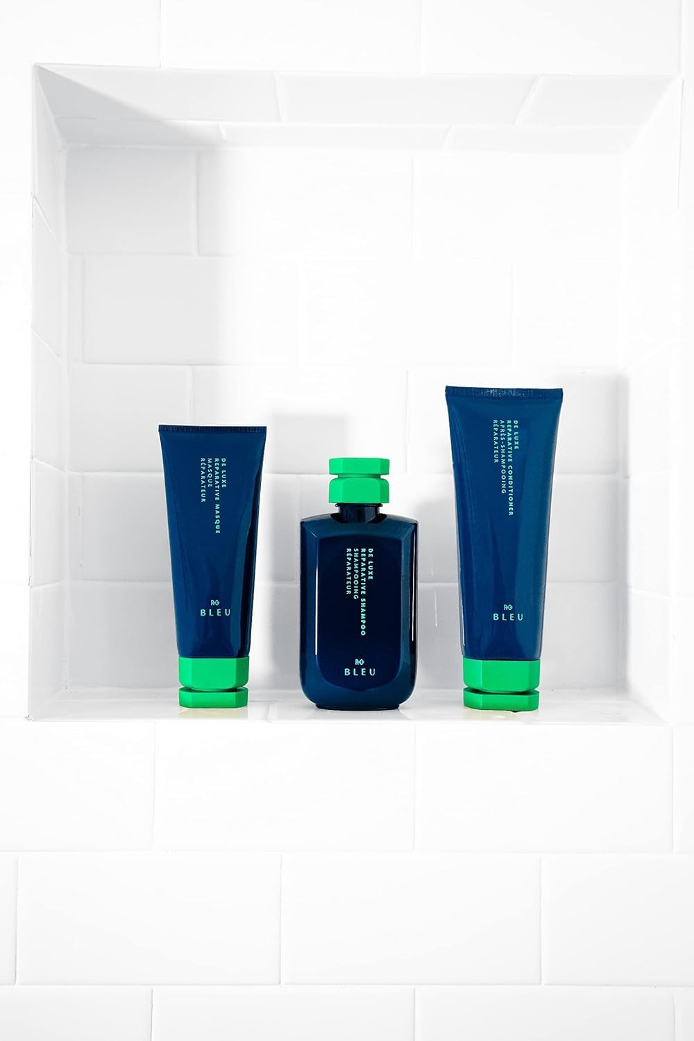 R+Co BLEU De Luxe Reparative Shampoo texture and elasticity closeup for improved manageability