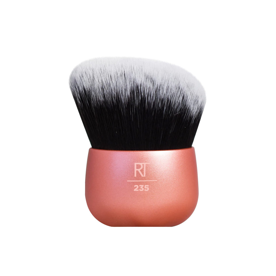 Real Techniques angled kabuki brush full product view for seamless blending