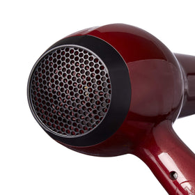 Red Pro 3200 Turbo Pro ergonomic handle supports comfortable styling sessions