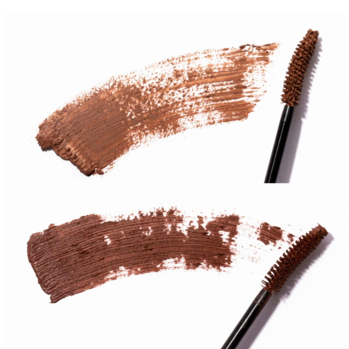 Redhead Revolution Gingerlash in Honest Auburn defines deeper lashes for copper and auburn tones.