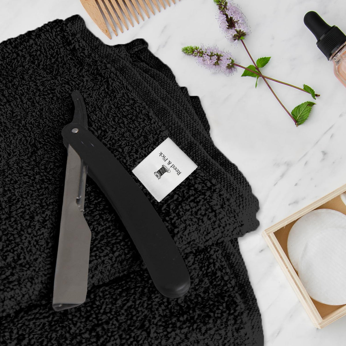 Reed&Pick machine-washable towels designed for long-lasting softness.