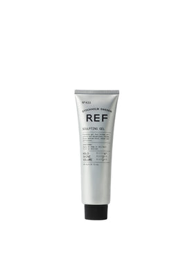 Reference of Sweden REF Sculpting Gel bottle front view shows strong hold