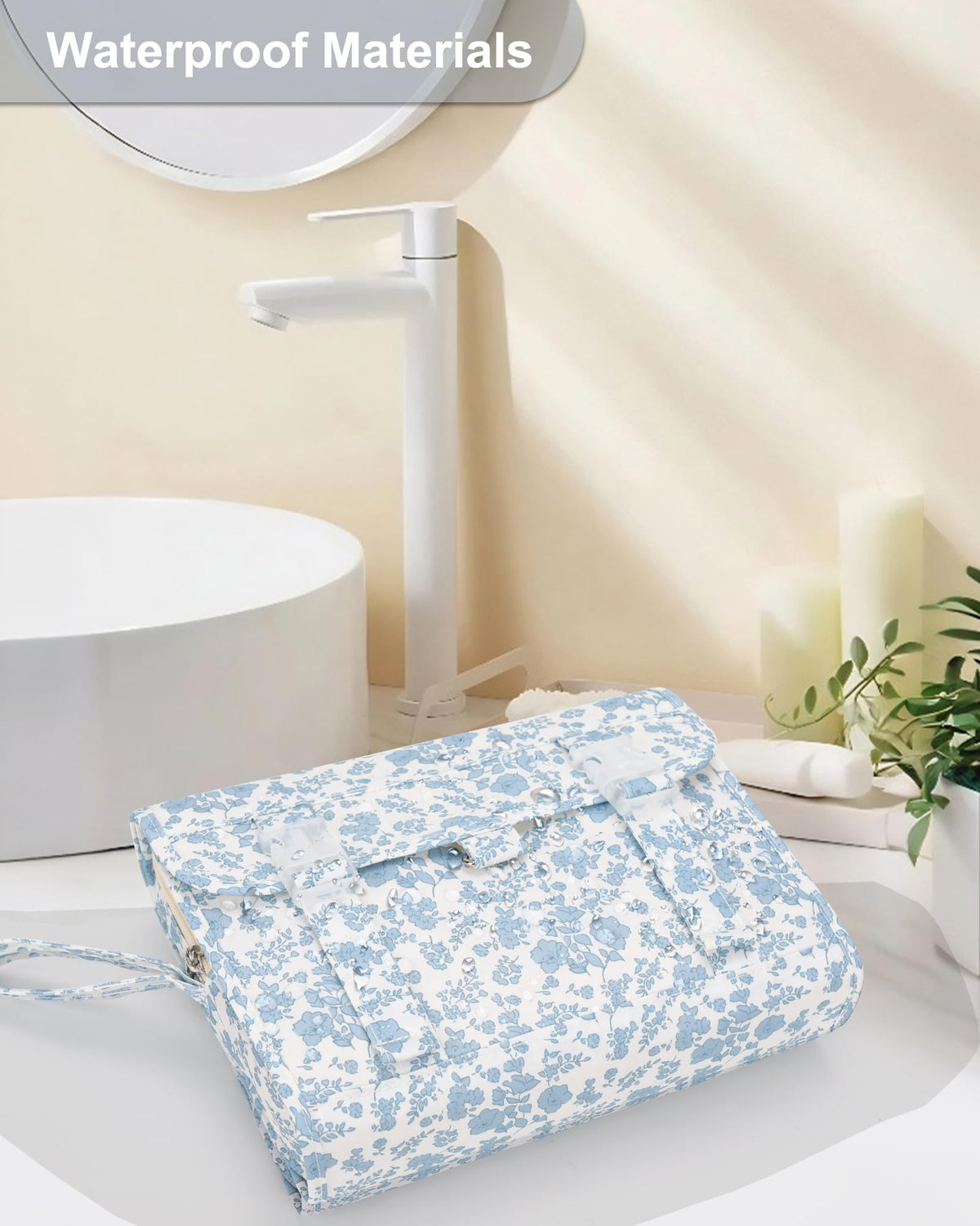 Relavel bag accommodates full-sized containers when expanded
