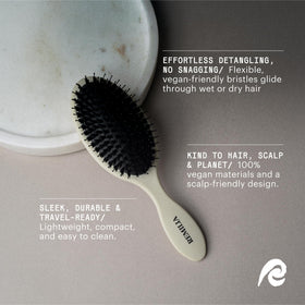 Remilia Vegan Lush Brush smooth-glide action for frictionless brushing.