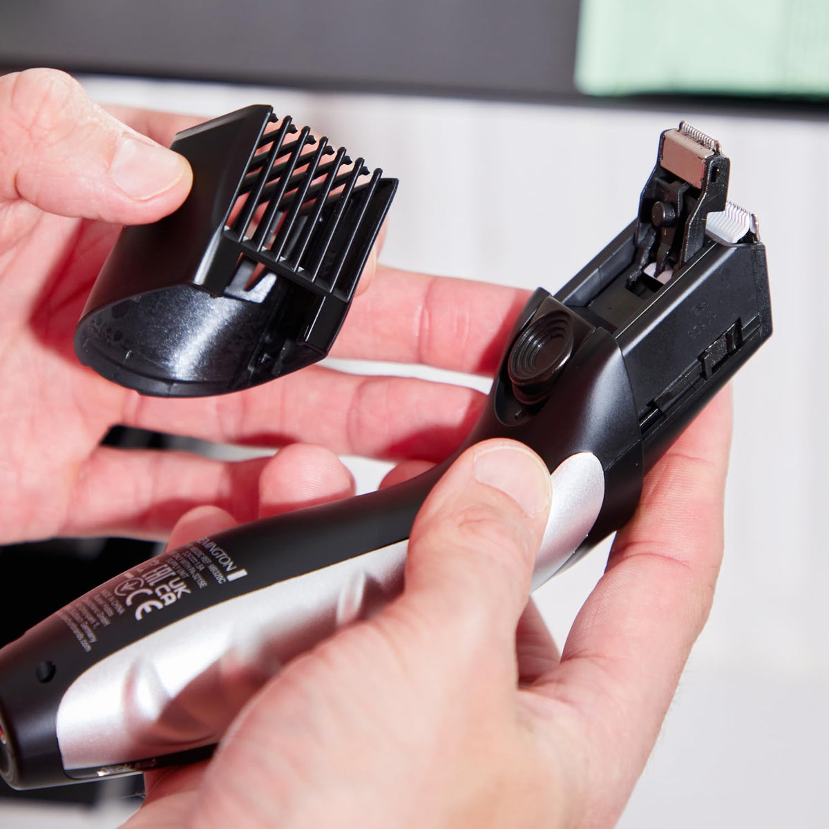 Remington MB 320 C delivers a professional finish for a tidy look.