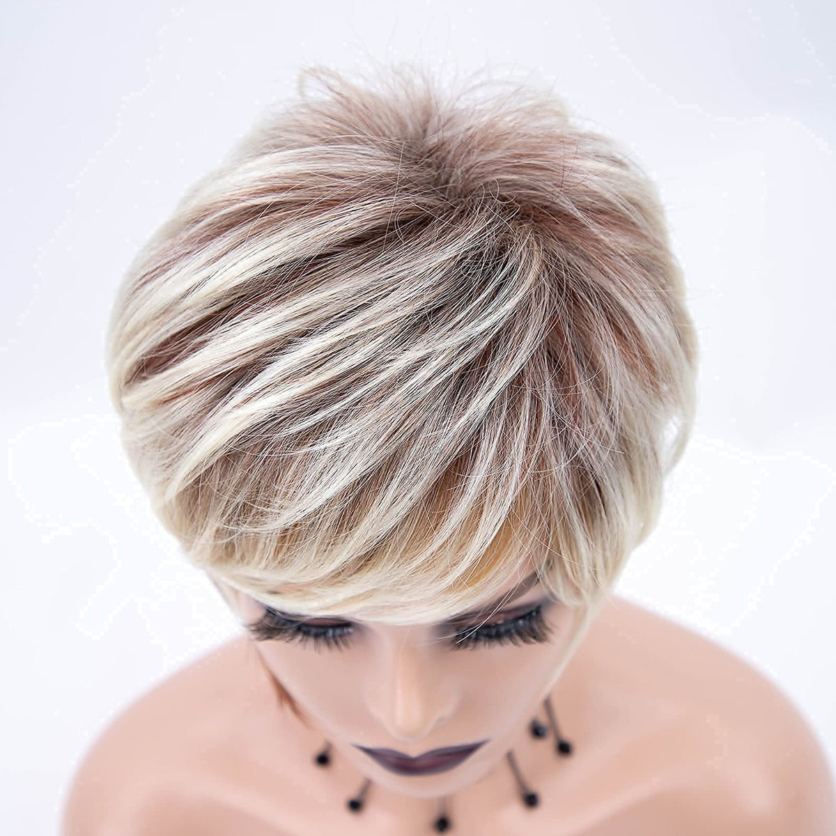 RENERSHOW fashion color mix wig for versatile styling options.
