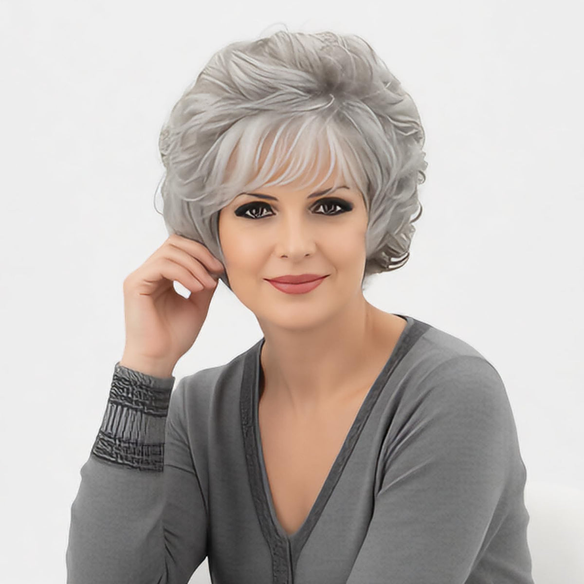 RENERSHOW short grey curly wig with bangs for everyday wear and easy styling