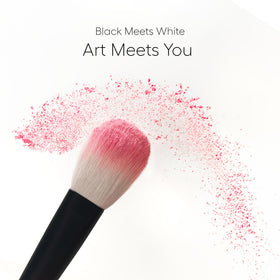 Rephr Brush 05 finishing powder for setting and refinement.