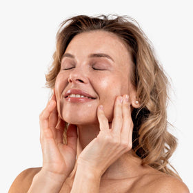 Replenix Pure Hydration serum label highlights hyaluronic acid.