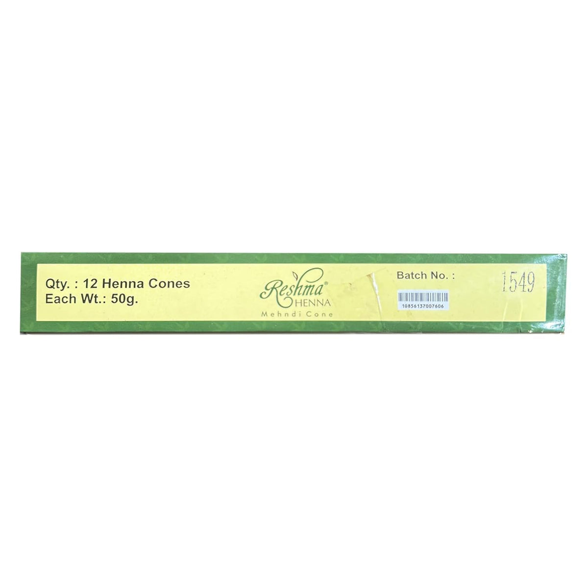 Reshma Beauty Henna Application Scene demonstrating smooth paste handling for clean dye process