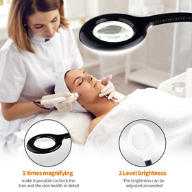 Retain Time 360-degree nozzle enables flexible facial steaming.