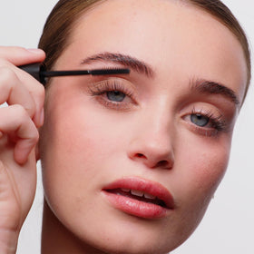 RevitaLash Length Define Tubing Mascara delivers a glossy, fanned-out finish with easy removal
