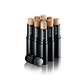 Revlon PhotoReady Insta-Fix Ivory compact front view highlights shade selection