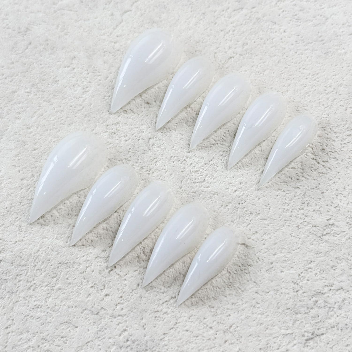 RIICFDD easy at home application with tabs for salon look.