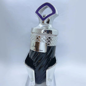 Riiffs Areebah with secure spray applicator for precise distribution.