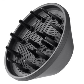 Rinakou anti-flyaway nozzle on Laifen Swift for smoother, frizz-free finishes.