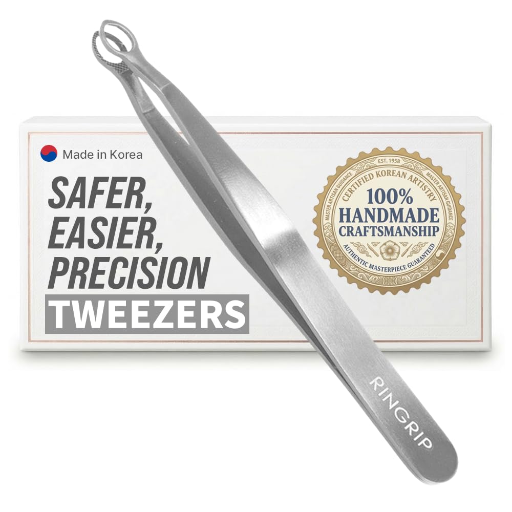 Rinocos round-tip tweezers deliver precise, safe grooming for delicate facial hairs.