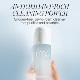 RMS Kakadu Clean foaming action demonstrating light, daily foam