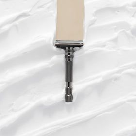 Rockwell T2 packaging with brand logo, premium presentation.