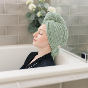 ROLSHOL fast-drying microfiber towel reduces drying time
