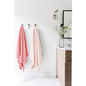 ROLSHOL towel with durable elastic band stays secure during use