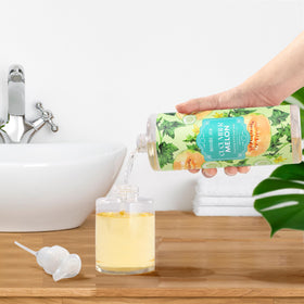 ROMIIE ZOI sulfate- and paraben-free formula for safe use